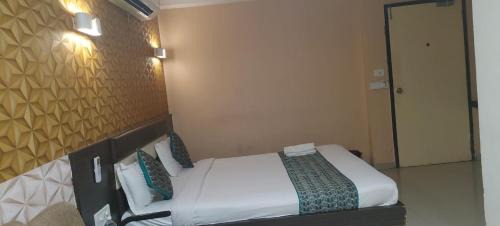 Bopal Hotel | Hotel Skyland Ahmedabad