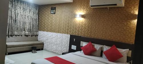 Bopal Hotel | Hotel Skyland Ahmedabad