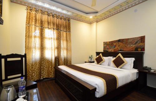 Amer Fort Road Hotel | Hotel Surya Garh