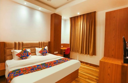 Kalyanpur Hotel | Hotel Swarn Bhoomi