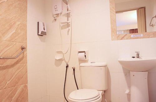 The Strand House | House of David Hostel