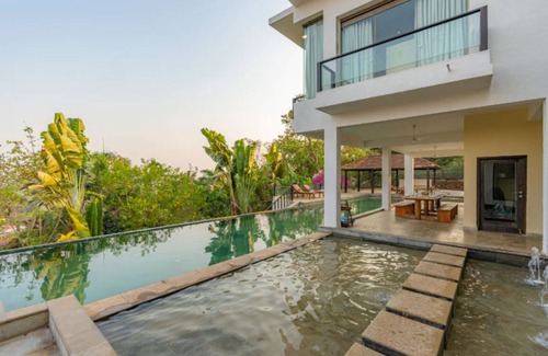 Pilerne Industrial Estates Villa | Villa ∙ 5 bedrooms ∙ 15 guests