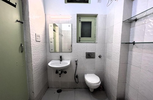 Bani Park House | INDERPURA HOUSE