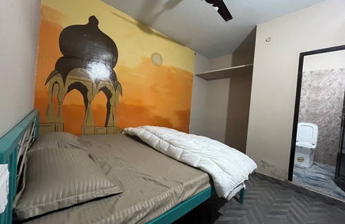 Sindhi Camp Hostel | Jungle by sturmfrei Jaipur