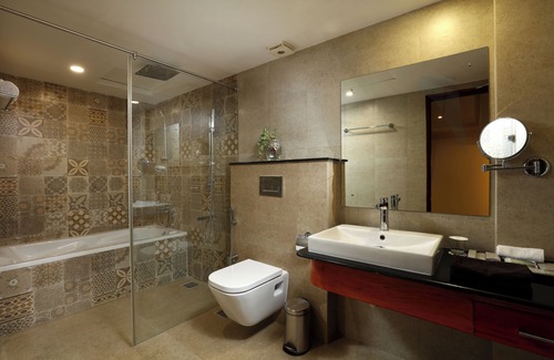 Kochi Hotel | JVK Park Hotel