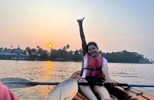 Alappuzha Hostel | Kathoo's Lakeview Homestay