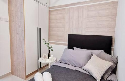 Bandar Tun Razak Apartment | Kenwingston Avenue Sungai Besi 3BR Designer WiFi Netflilx