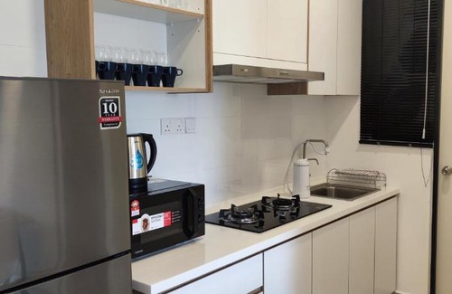 Bandar Tun Razak Apartment | Kenwingston Avenue Sungai Besi 3BR Designer WiFi Netflilx