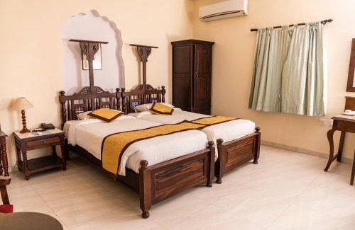 Bani Park Hotel | Khandela Haveli - a Boutique Heritage Hotel