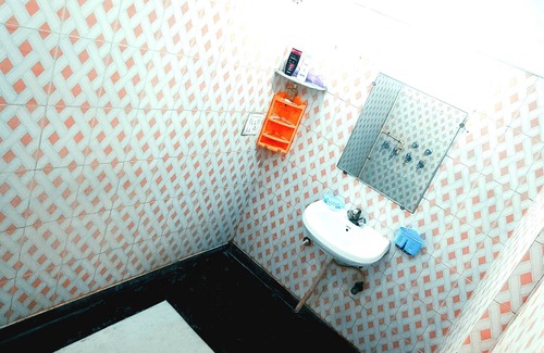Greater Noida Hostel | Kovo Expo Mart
