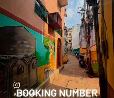 Varanasi House | Krishna dormitory & rooms Varanasi nearby ghat