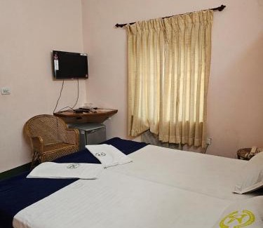Courtallam Resort | Kuttralam Resorts