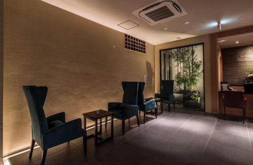 Karasumaoike Hotel | Kyoto Shinmachi Rokkaku Hotel grandereverie