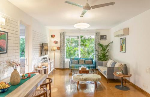 Reis Magos Apartment | La Mer Apartments - 10 mins Drive to Candolim Beach - 20 mins from Panjim