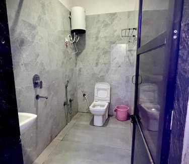 Khatu Hotel | Lakshika Palace