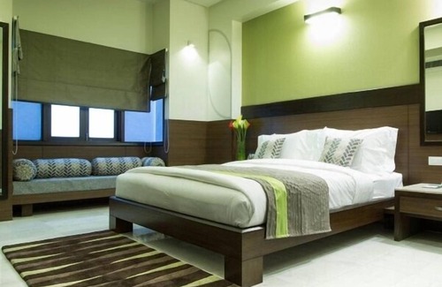 Panch Batti Hotel | Leisure Inn Grand Chanakya