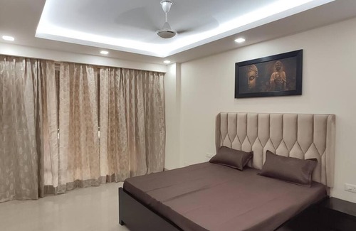 Gurugram Apartment | Lovely 3 Bedroom Luxury Apartment in Gurgaon