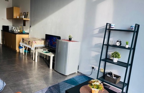 Damansara Perdana Apartment | Miza Empire Damansara studio free wifi netflix