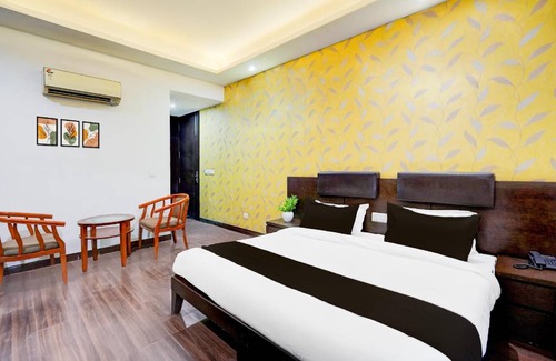 Noida House | Motel ∙ 2 guests