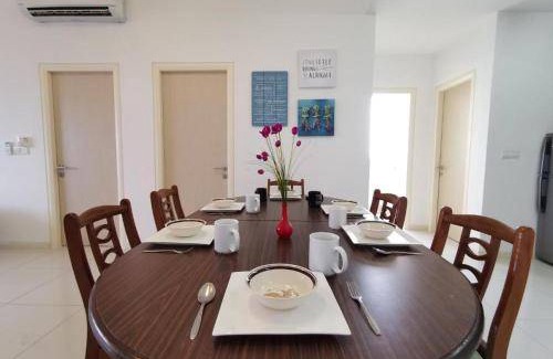 Petaling Jaya Apartment | 93 m² Apartment ∙ 3 bedrooms ∙ 12 guests