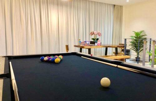 Kampung Pulau Meranti Villa | New Luxury Private Pool Villa Puchong up to 30 pax