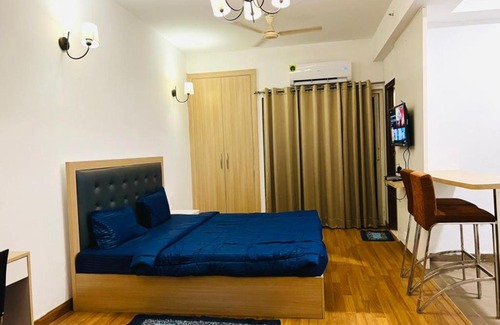 Noida Apartment | Noida Luxury Suites