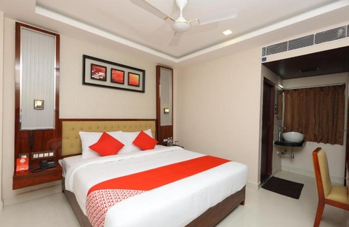 Madurai Main Hotel | OYO 14759 Hotel President