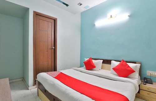 Gandhinagar Hotel | OYO 27689 Hotel Haveli Inn