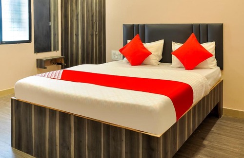 Nagpur Hotel | OYO Flagship 63636 Sk Inn