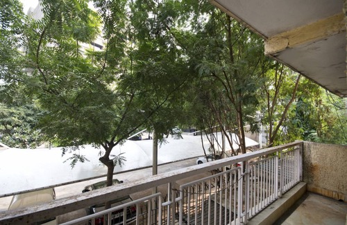 Hauz Khas Resort | Private room ∙ 3 guests