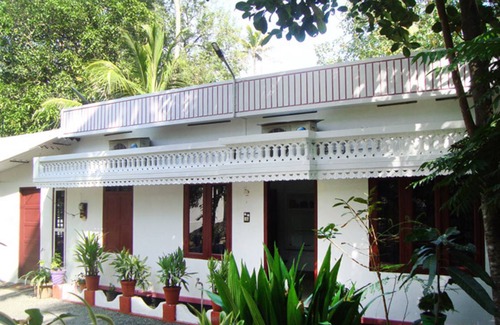 Cherthala Resort | Private room ∙ 3 guests