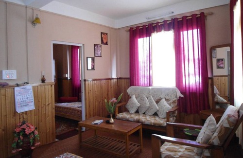 Mirik Resort | Private room ∙ 3 guests