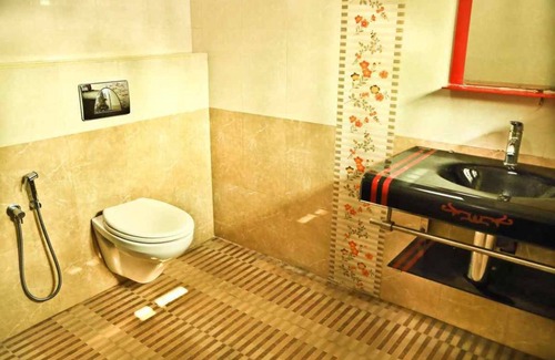 North Paravur Resort | Private room ∙ 3 guests