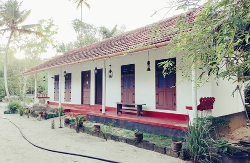Mararikulam Resort | Private room ∙ 4 guests