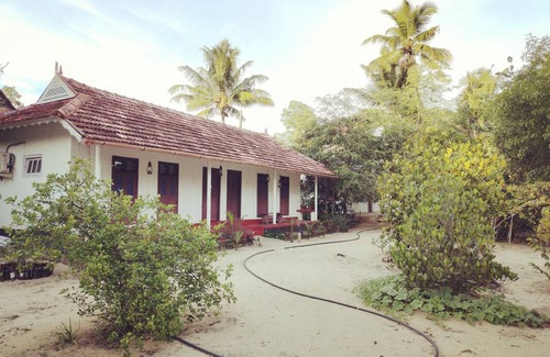 Mararikulam Resort | Private room ∙ 4 guests