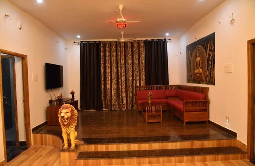 Thanjavur Hotel | Ramchitras Home Stay