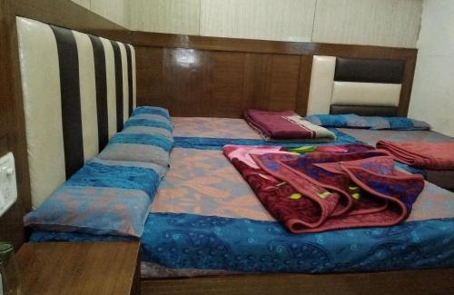 Paharganj House | Silver Palace Hotel