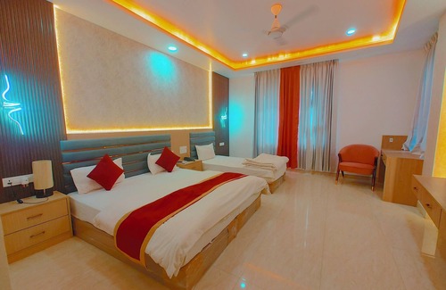 Ayodhya Hotel | Sitaynam Hotel & Resort-Infront RAM Temp