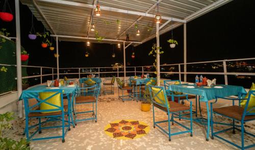 Lake Swaroop Sagar Hostel | Soham Haveli Udaipur