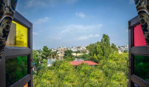 Lake Swaroop Sagar Hostel | Soham Haveli Udaipur
