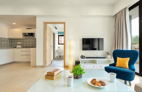 Candolim Apartment | Spacious 3-br Apartment With Pool in Candolim