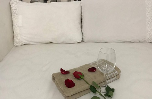 Bowrington Apartment | Studio Room near SOGO