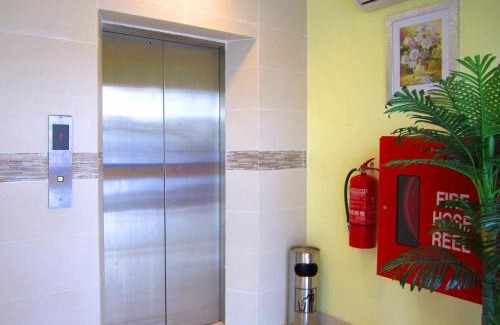 Bandar Sunway Hotel | Sun Inns Hotel Lagoon near Sunway Lagoon Theme Park