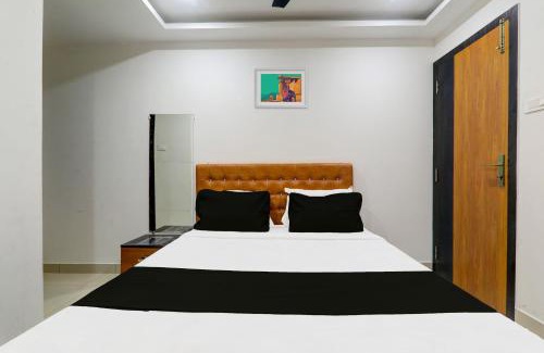 Maharajganj Hotel | Super Hotel O Aayaansh
