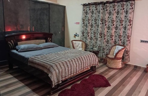Dr AS Rao Nagar Apartment | T2- Lovely 2 bedroom hill view with covered parking