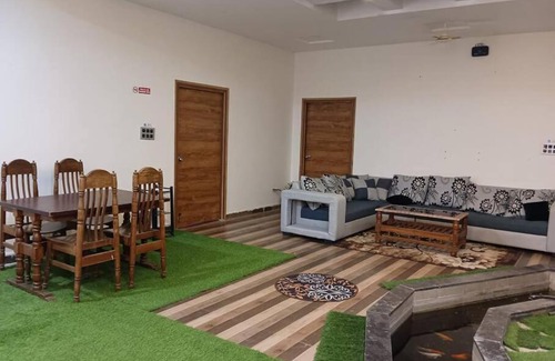Dr AS Rao Nagar Apartment | T2- Lovely 2 bedroom hill view with covered parking