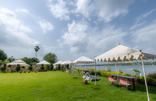 Rajpipla Other | Tent ∙ 3 guests