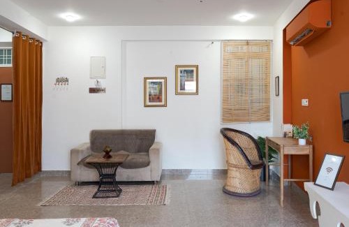Malviya Nagar Hotel | Thamosa Stays