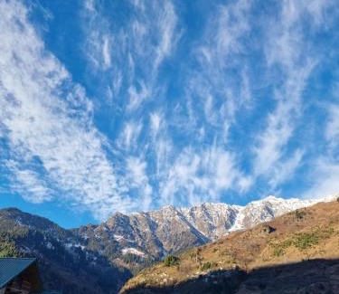 Burwa Hostel | The Bunker Burwa Manali