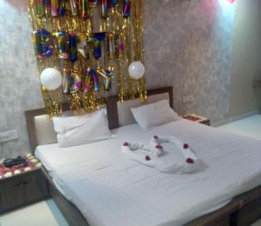 Malviya Nagar Hotel | The Moody Moon Hotel
